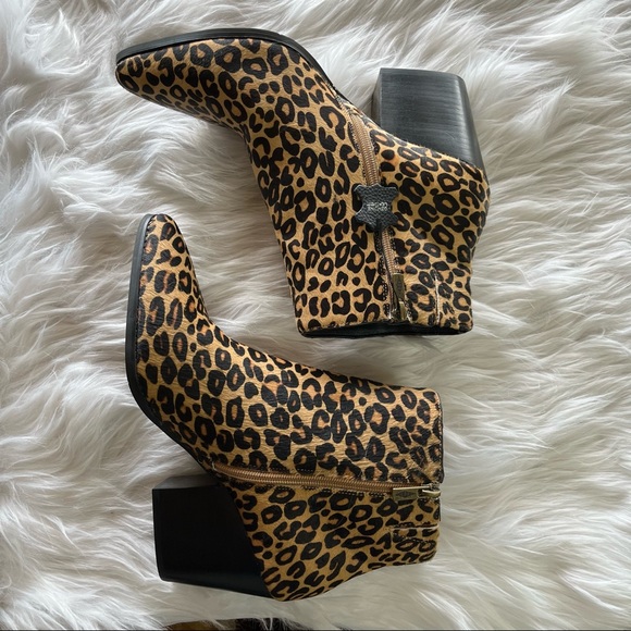 American Rag Cowhide Leopard Print Booties, Size 9.5 NWT - Picture 2 of 8